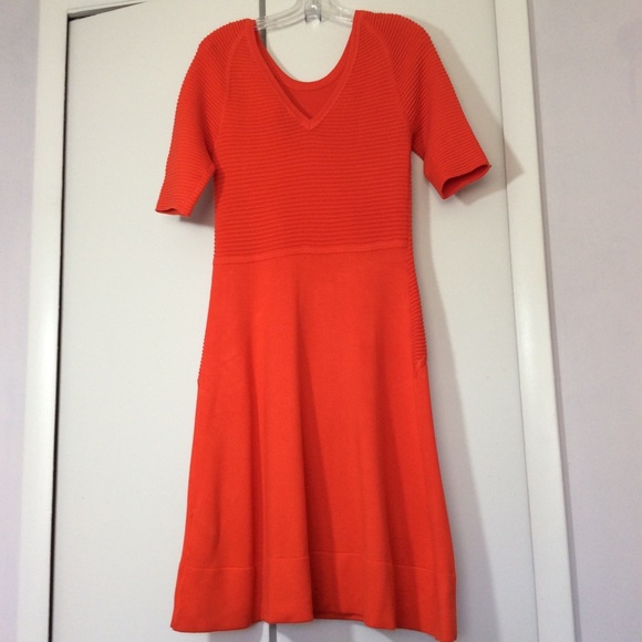 Vince Camuto Red Knit Dress Short Sleeves - Picture 1 of 6